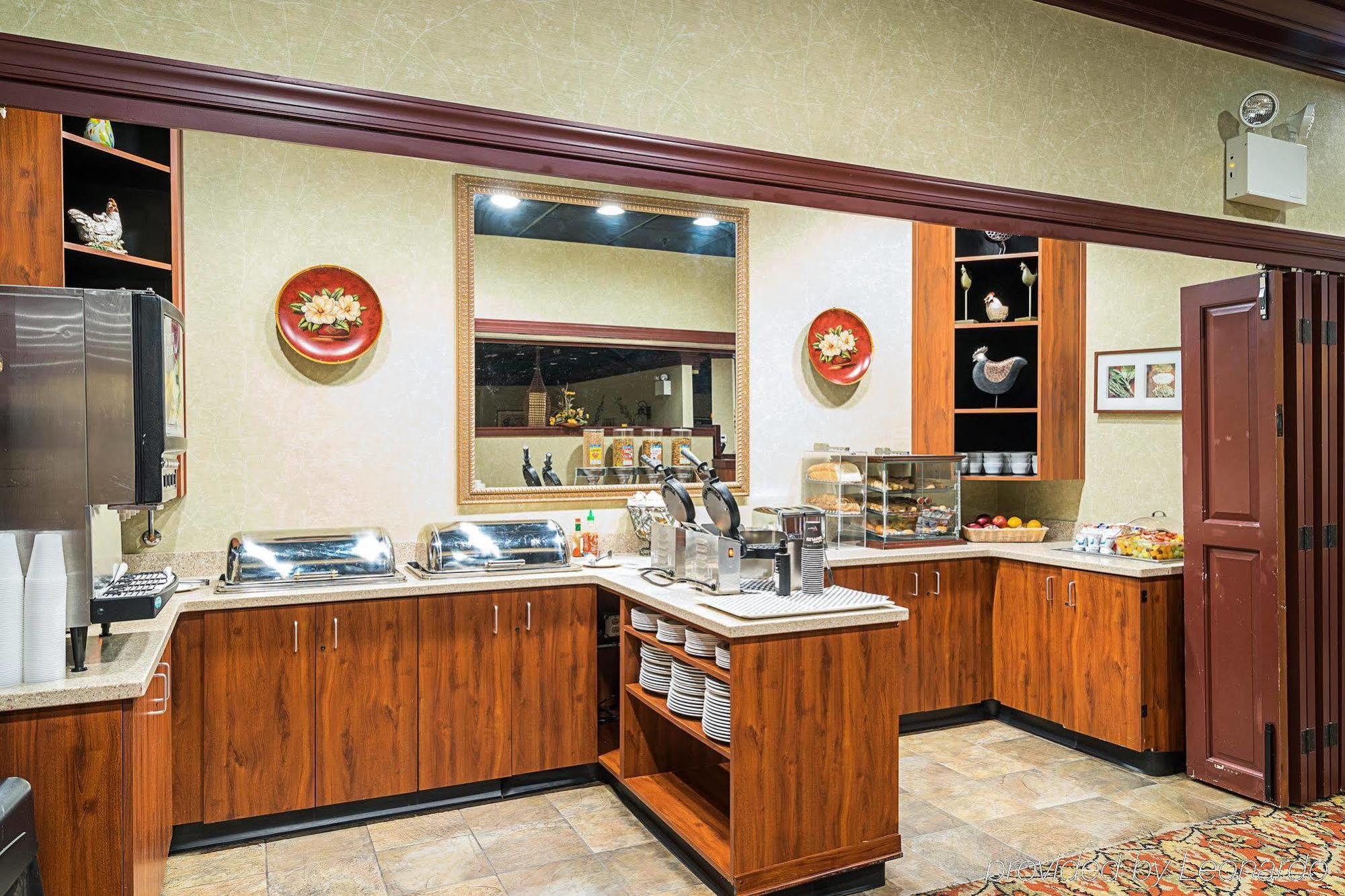 Red Roof Inn & Suites Wilmington - نيو كاسل المظهر الخارجي الصورة